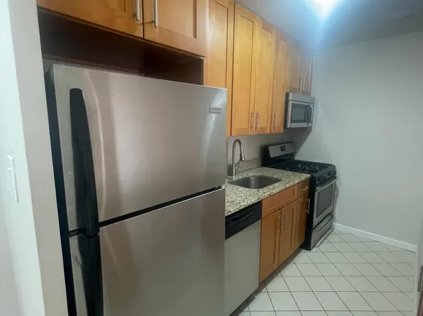 (undisclosed Address), Yonkers, NY 10701