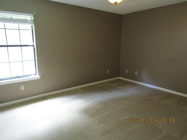 104 Caldwell Ct #1 — Photo 9