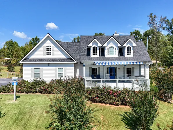 107 Piney Ln, Cleveland, GA 30528