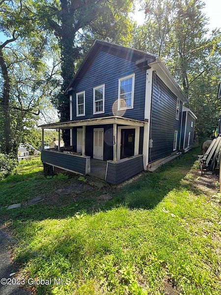 3rd image of 13 Washington Avenue