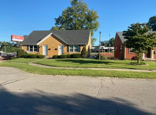1997 Fair Oaks Dr, Lexington, KY 40504