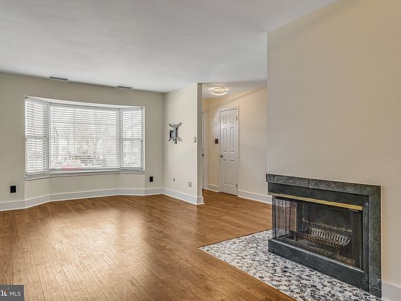 5th image of 4161 Pleasant Meadow Ct #97-B