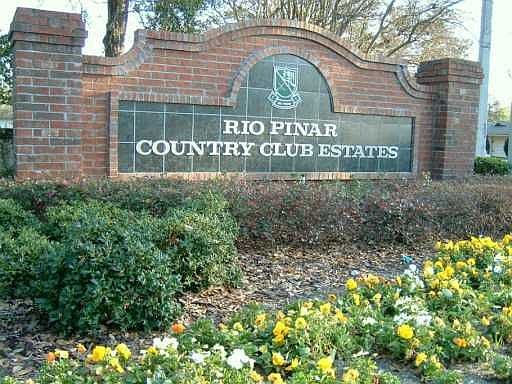 Rio Pinar Estates