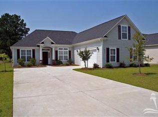 695 Meadowbrook Ln, Calabash, NC 28467