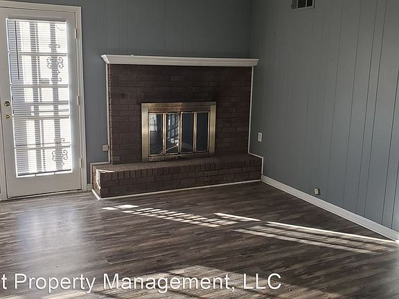 5th image of 3459 Starsdale St
