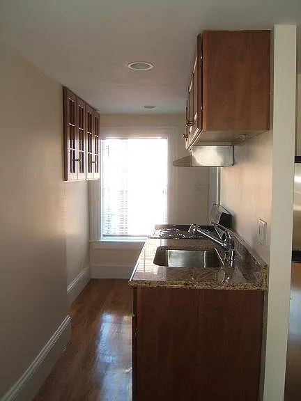 44 Irving St #4 — Photo 13