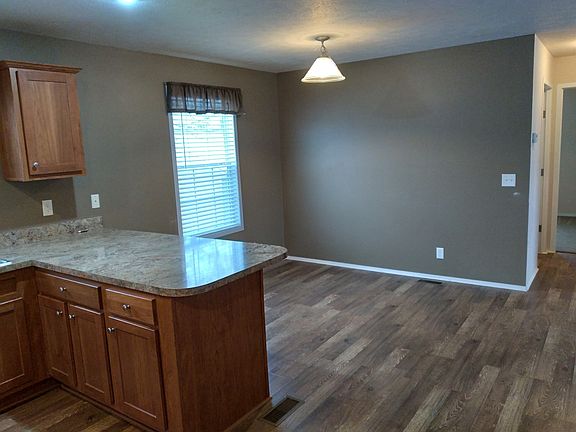 5th image of 425 Cider Mill Dr #69