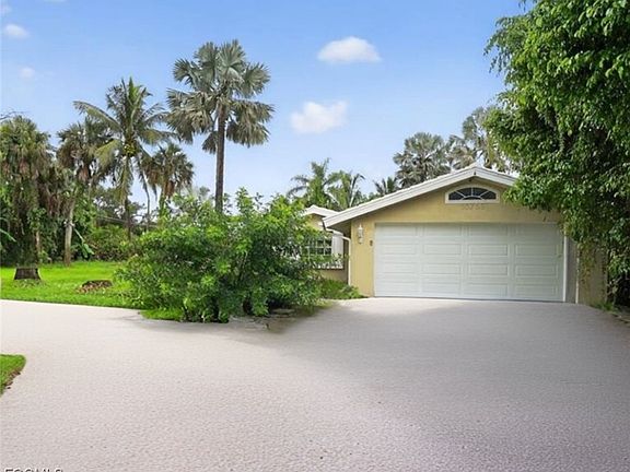3rd image of 13769 River Forest Dr
