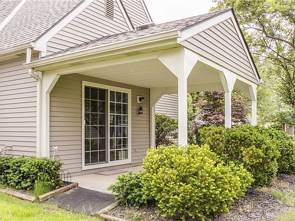 5th image of 166 Marwyck Place Ln