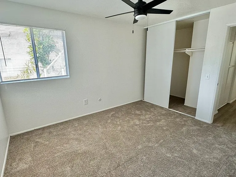 3515-3563 Roosevelt St - Su Casa Apartments — Photo 36