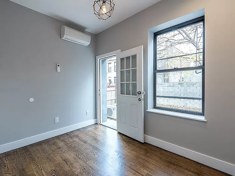 2331 Bedford Ave #1B — Photo 6