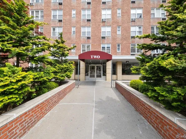 2 Sadore Lane #1V, Yonkers, NY 10710