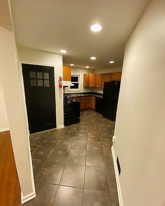 2412 4th St, photo 4