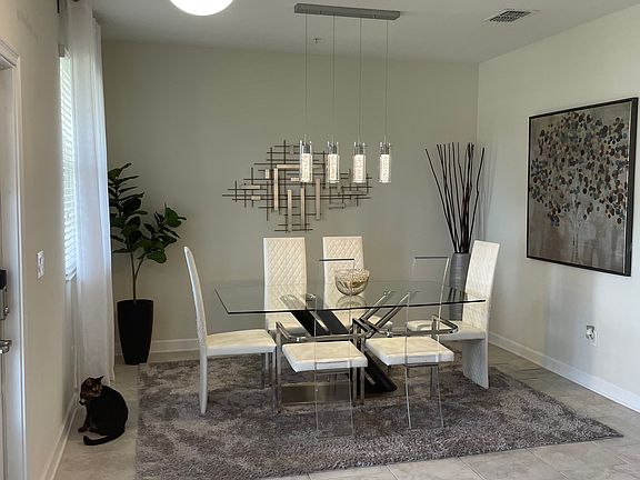 5th image of 12036 Sonnet Ave