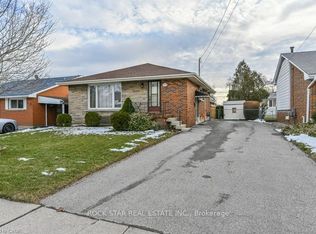 158 Fennell Ave E, Hamilton, ON L9A 1S3