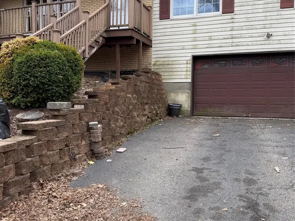 9 Willard Pl, Monroe, NY 10950