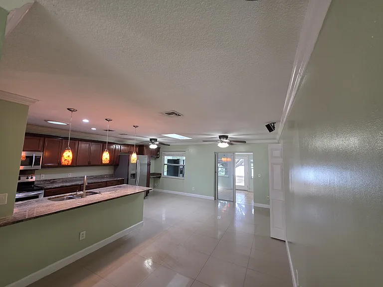 2350 Rio Pinar Lakes Blvd #3 — Photo 4