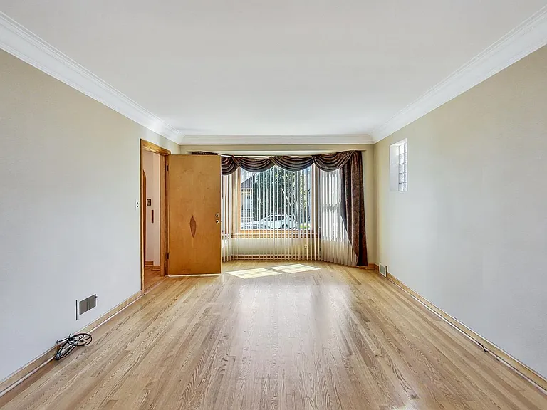 5644 N Meade Ave #2 — Photo 6