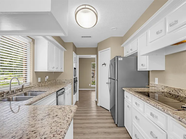 3706 Glenwood Springs Dr — Photo 12