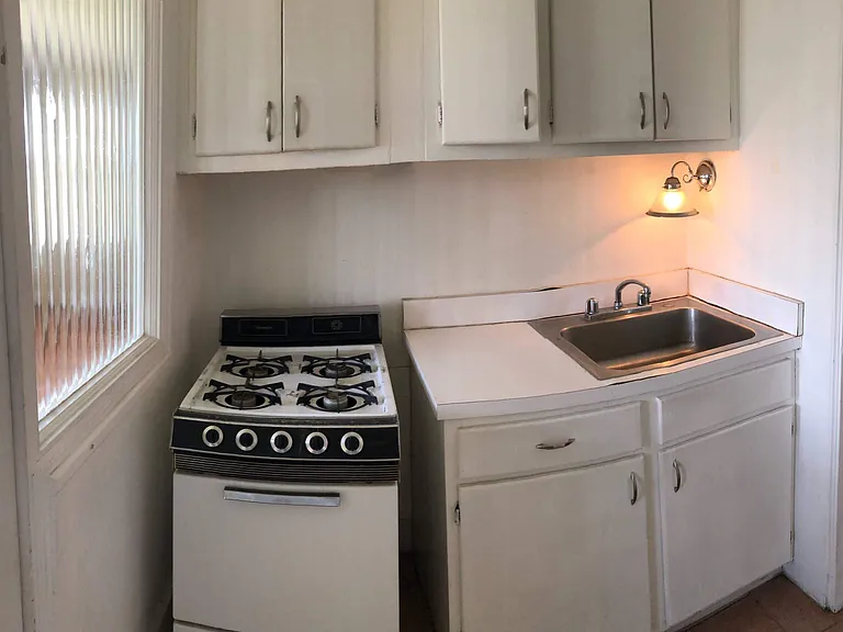 155 W River Streetsuite E #4 — Photo 7
