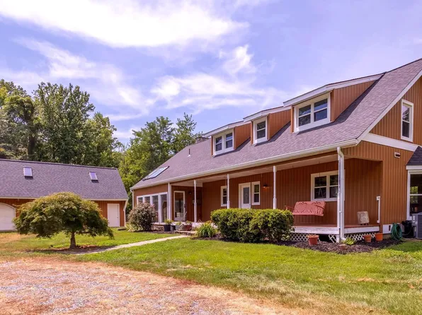 15466 Arthur Rd, King George, VA 22485