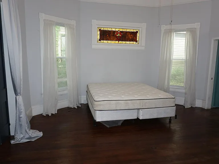 620 Park Ave SE #1 — Photo 2
