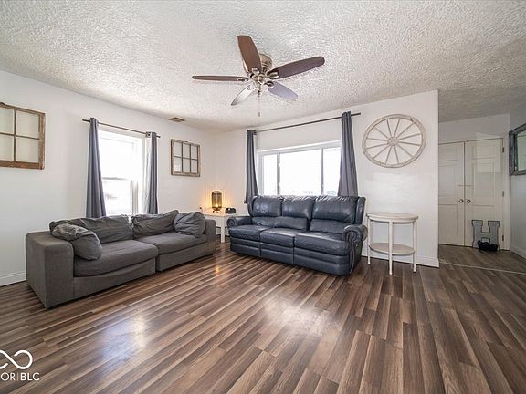 5th image of 1681 R Ave