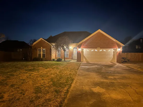 4001 Legends Cv, Jonesboro, AR 72405