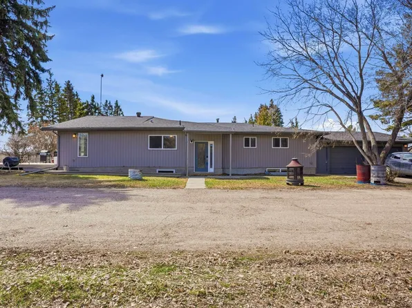 55000 Lamoureux Dr #36, Sturgeon County, AB T8L 5A7