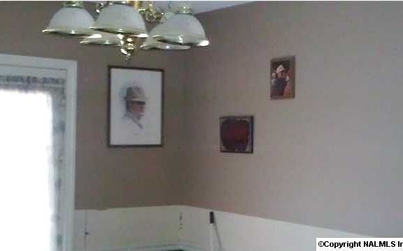 3rd image of 121 Singletree Dr