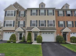113 Westpoint Dr, Carlisle, PA 17013