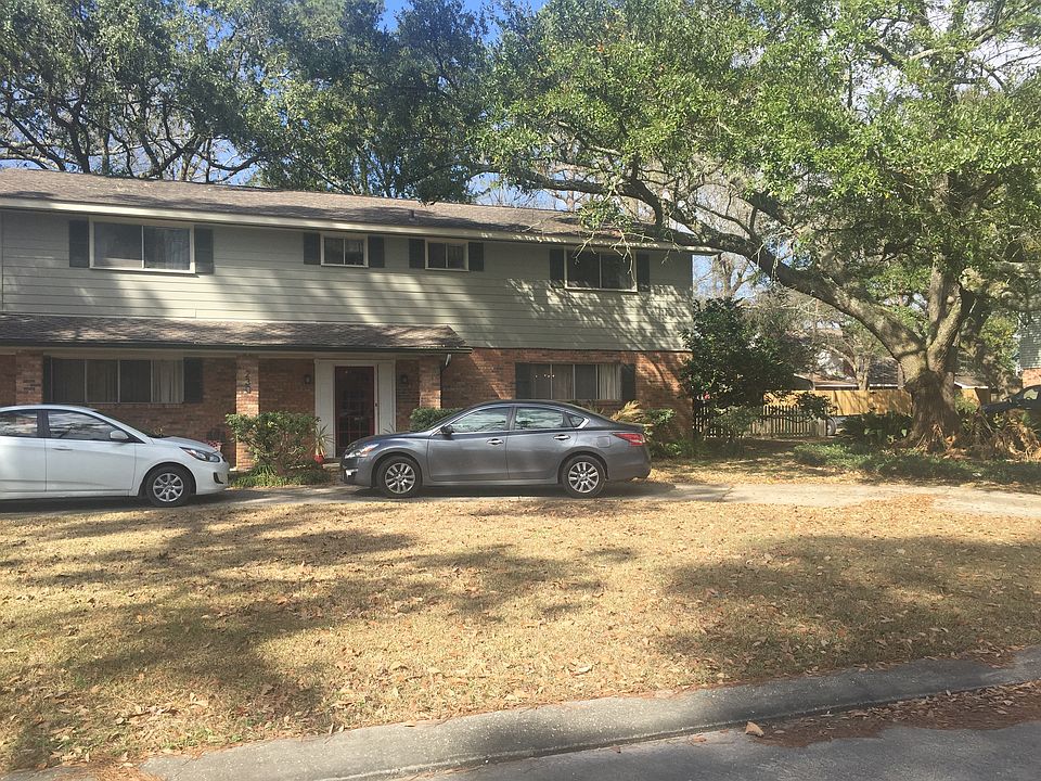 1st image of 230 Dona Dr