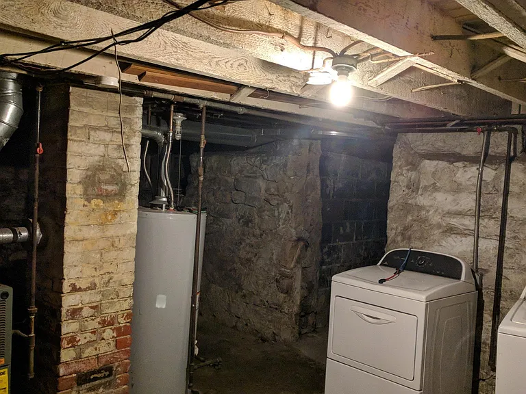800 Franklin Ave — Photo 16