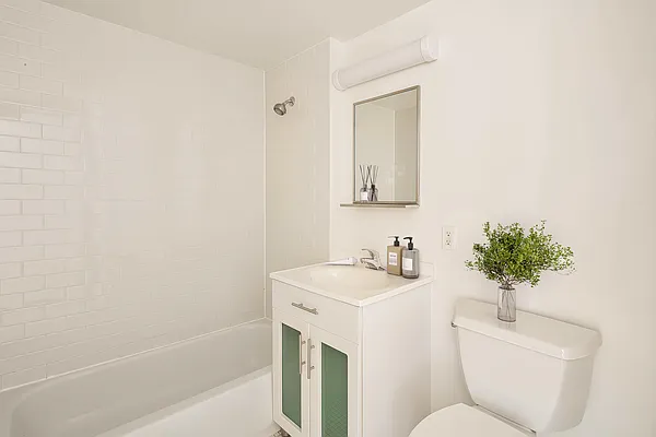 Rented by MNS | media 12