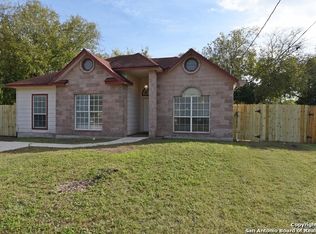 118 Azucena St, San Antonio, TX 78237