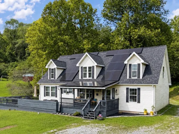 445 Poplar St, Jane Lew, WV 26378