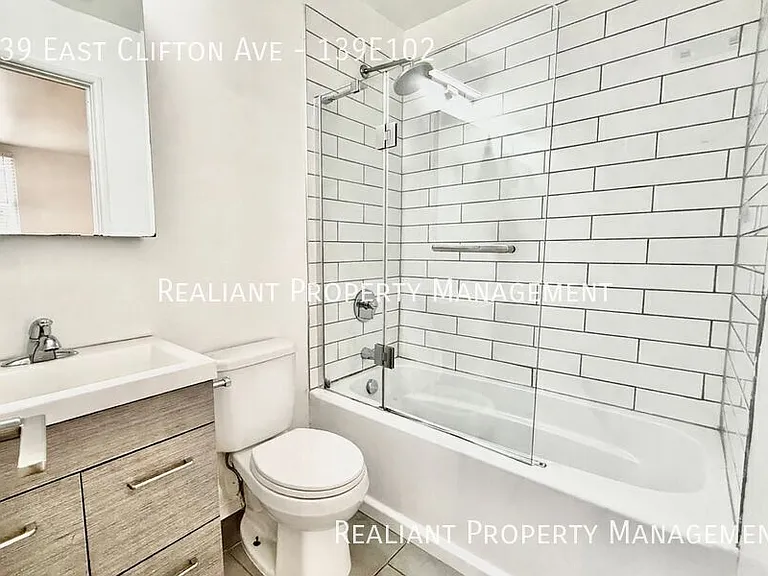 139 E Clifton Ave #139E102 — Photo 7