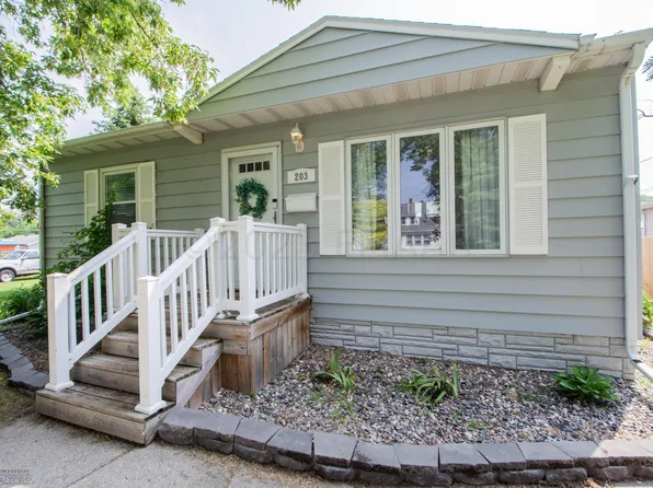 203 2nd St NE, Dilworth, MN 56529