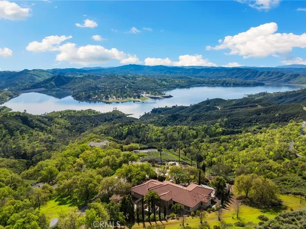 1220 Skylar Ln, Bradley, CA 93426