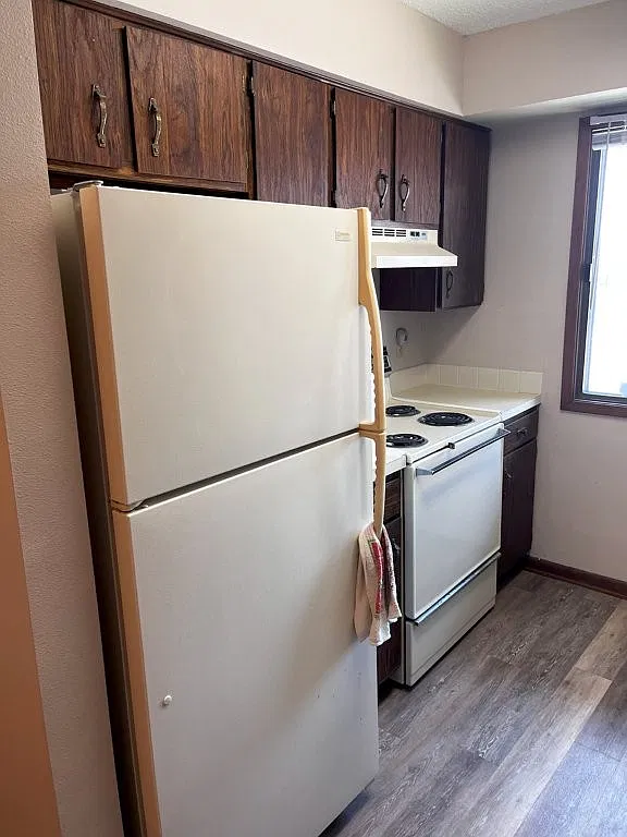 1 bed, 700 sqft, $895 — Photo 2
