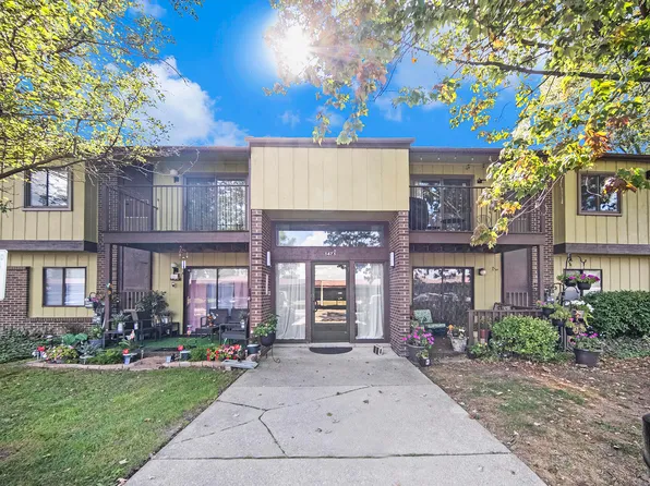 1471 E Chateau Vert St APT H, Ypsilanti, MI 48197