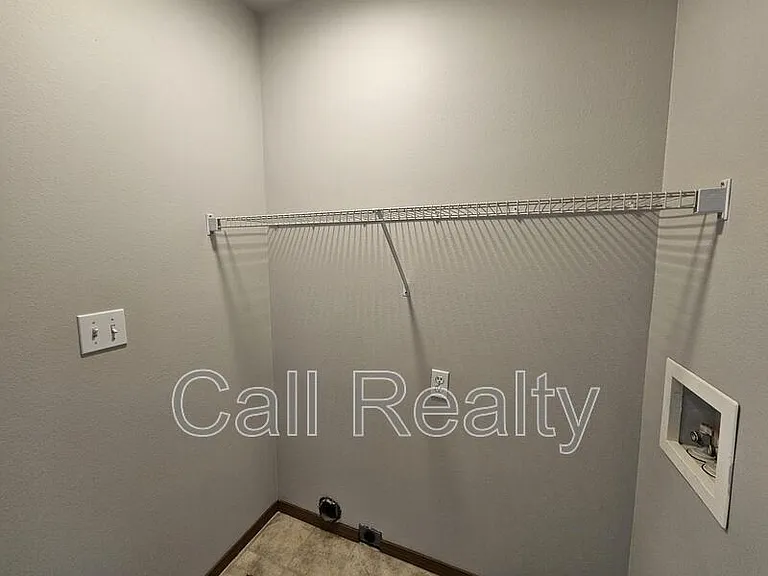 2420 E Joseph Ave — Photo 14