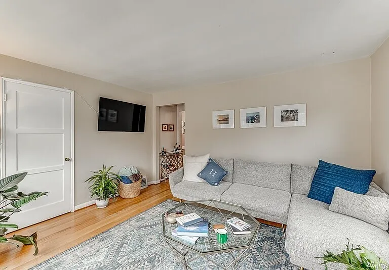 6041 5th Ave NW — Photo 5