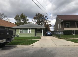 1010 Indian Ave, Aurora, IL 60505