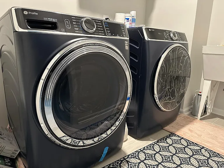 new smart washing machine & dryer