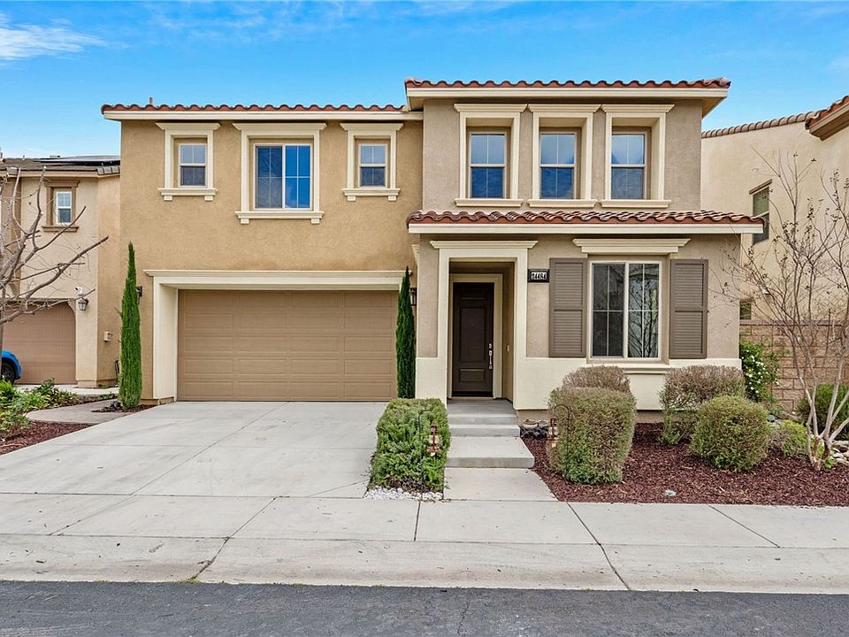1st image of 24484 Poinsettia Dr