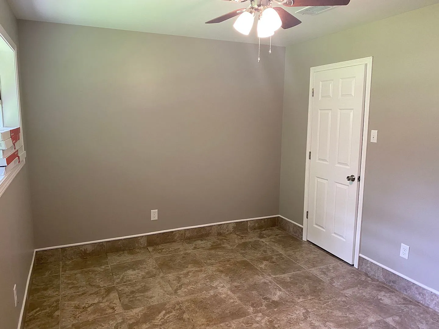 Burns Street Apartments — Photo 3