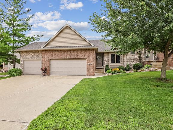 4th image of 15410 Oakwood Dr