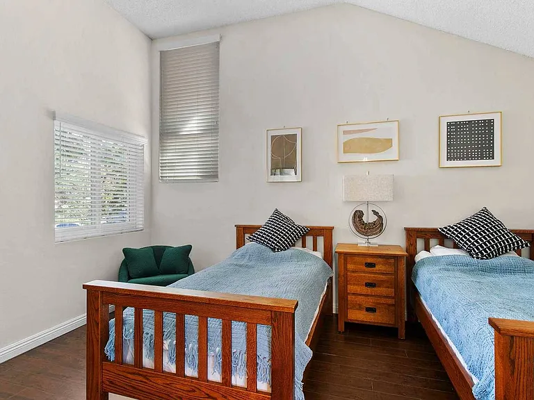 2910 Malaga Cir #A — Photo 14
