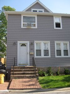 39 Cross St, Locust Valley, NY, 11560